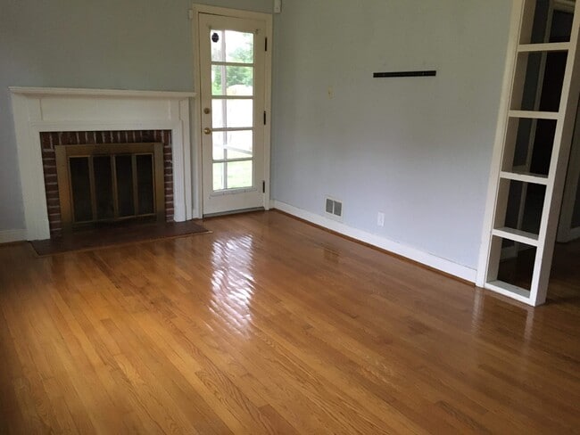 Photo - 7203 galax rd