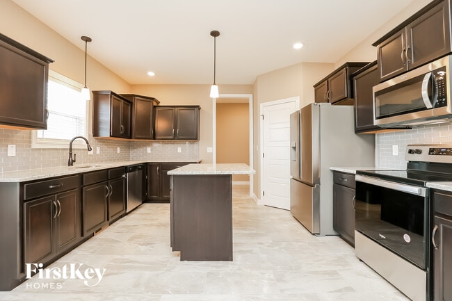 Photo - 1065 Harrison Way