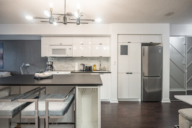 Photo - 151 Dan Leckie Way Unité SI ID1345776P