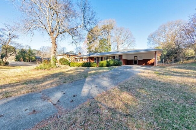 Photo - 909 Rosedale Dr