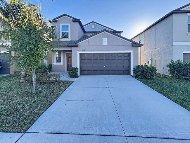 Building Photo - 7517 Samuel Ivy Dr