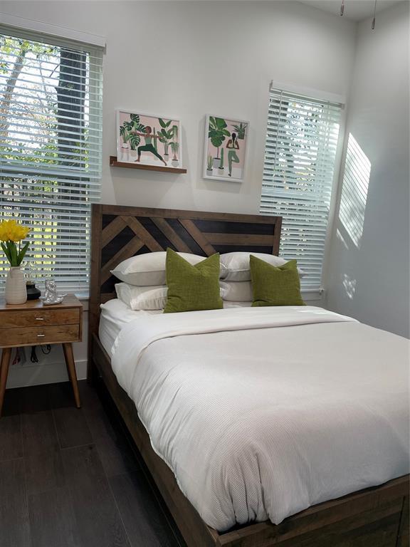 4719 Independence Hts Ln Condo Condo for Rent in Houston, TX