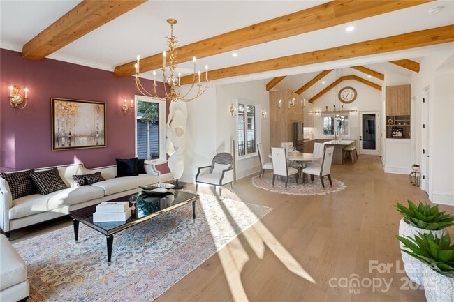 Photo - 705 S Torrence St Casa