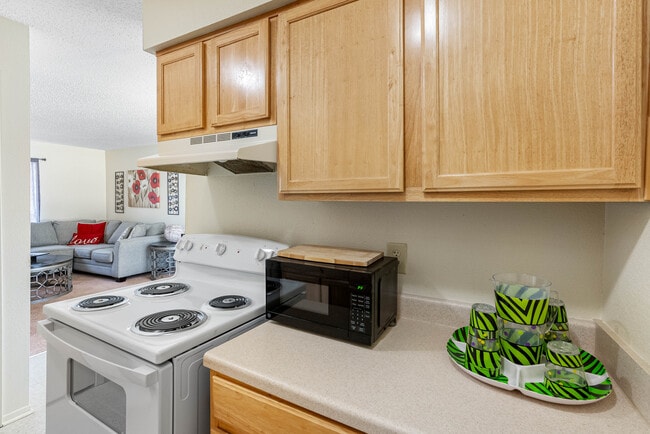 Photo - Park East Apartments