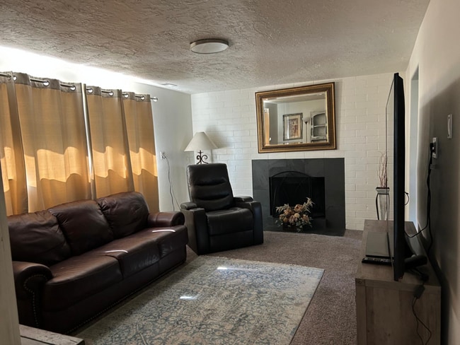 Photo - 2125 710 N Unidad 2