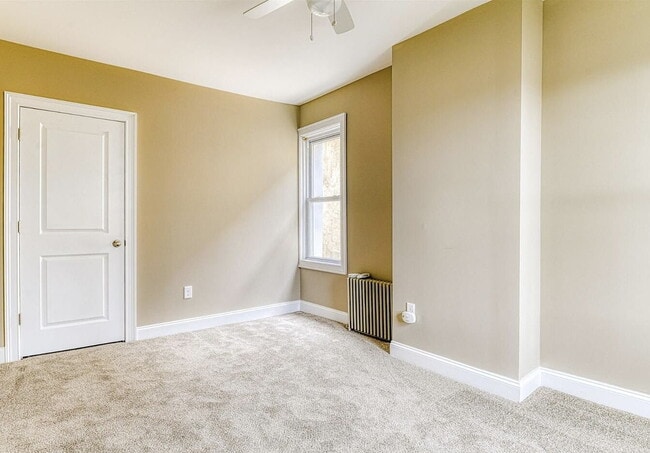 Photo - 3-Bed, 3-Bath in New Brunswick – Your Perfect Retreat!"