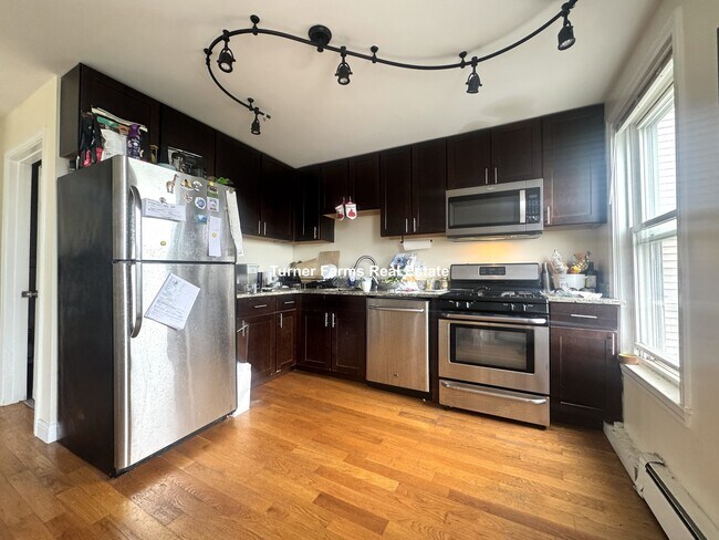 Photo - 30 Wordsworth St Unit 2
