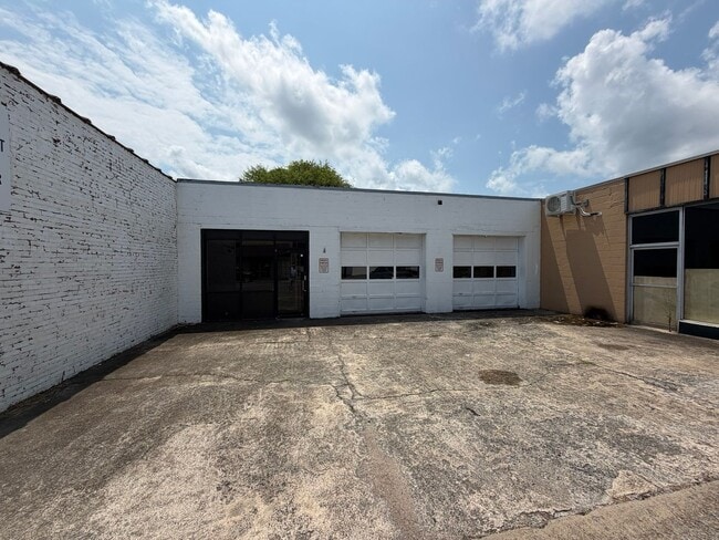 Building Photo - 114 Sand Mountain Dr Unit Main