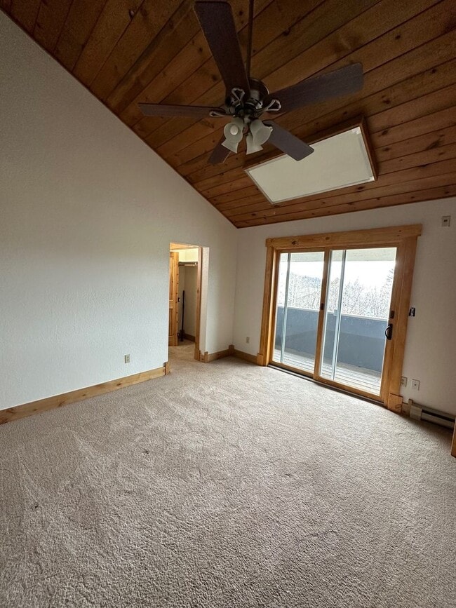 Photo - 3 Bedroom, 3.5 Bath Open Floor Plan Townhome