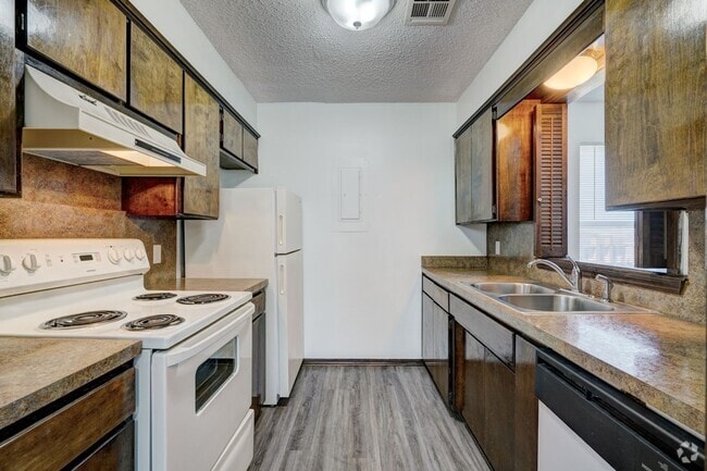 Building Photo - Spacious 2br 2ba Unit 3103-3 (B3) Rental
