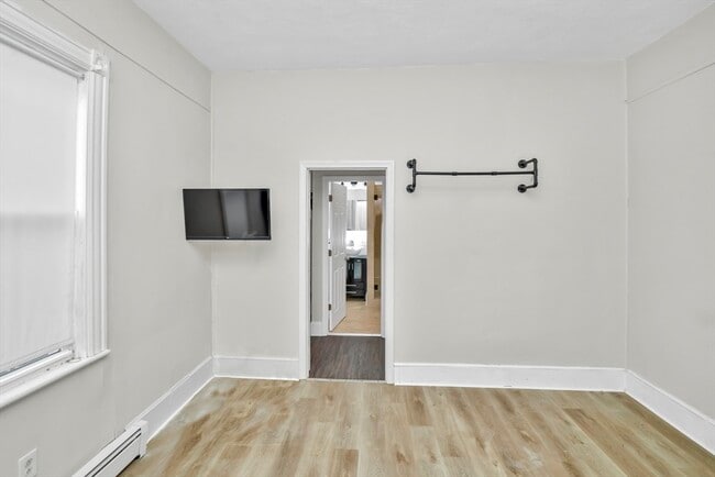 Photo - 7 Shawmut Ter Unit #1