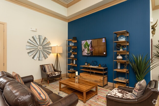 Clubhouse Lounge