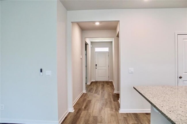 102 Fremont Ln