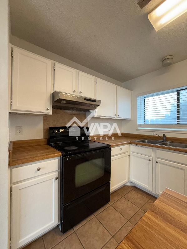 Photo - 7135 Grassy Trail