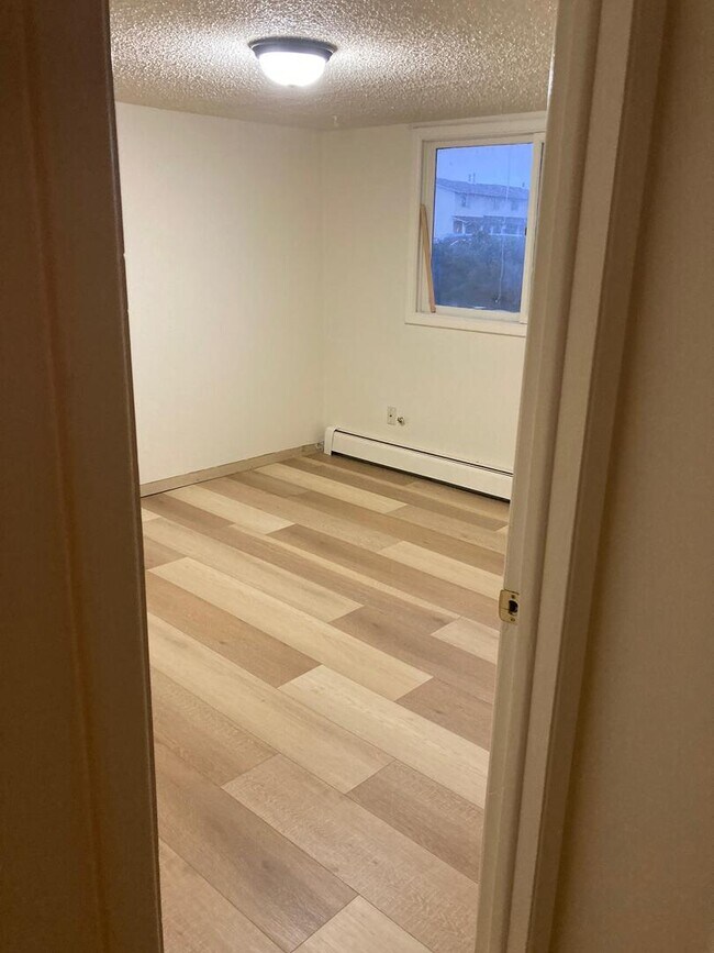 Photo - 100 N Grogan St Casa