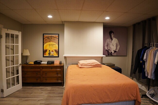 Photo - 3216 Jane St Unit 1