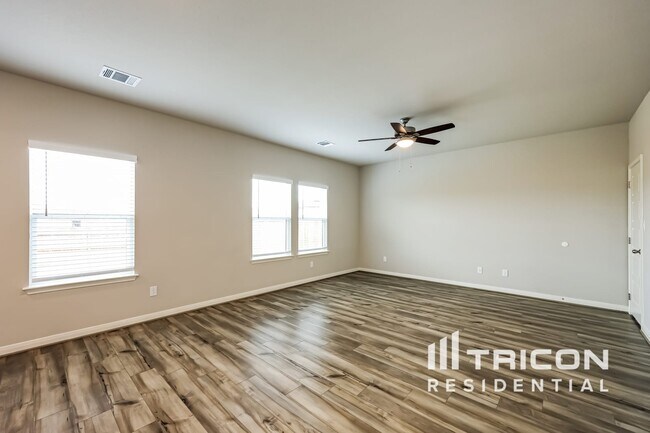 Photo - 13511 Paxton Blvd