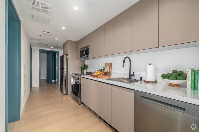 4BR, 4BA - 1,110SF - Kitchen