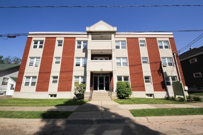 458 Lutz Street - 458 Lutz Street