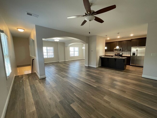 Photo - Spacious 2 Bedroom, 2 Bath Condo with Garage in the Heart of Middletown!