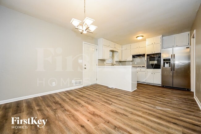 2344 Tiffany Cir