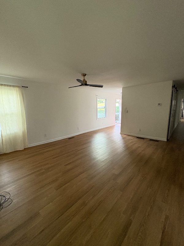 Photo - 3662 Croft Pl NW