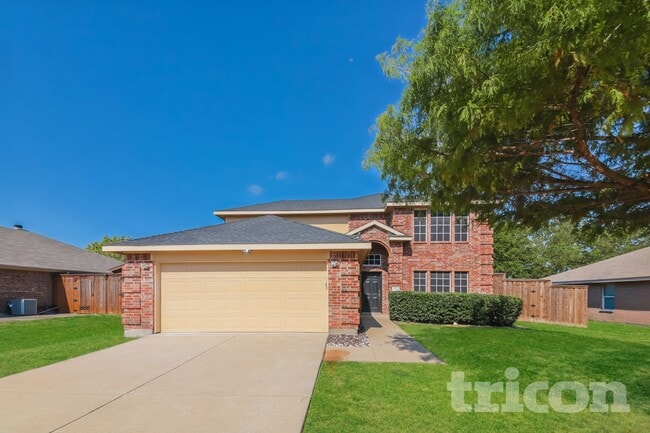 Building Photo - 909 Zoe St Rental