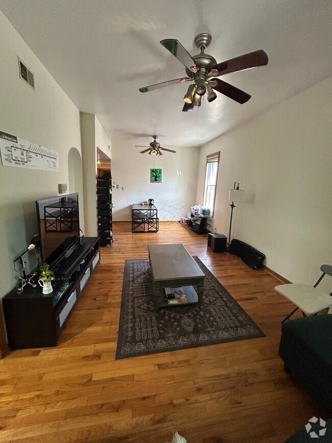 Building Photo - 1617 N Hudson Ave Unit #3F Rental