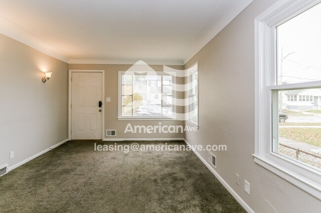 Photo - 1807 Giant St