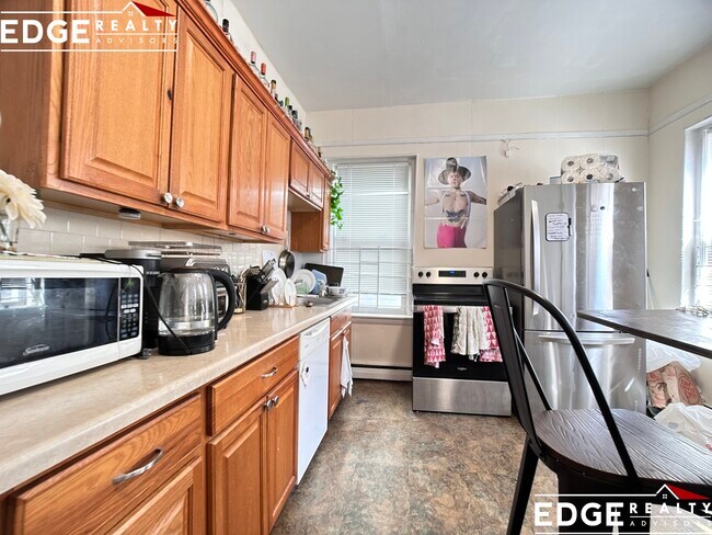 Photo - 25 Chester St Unit 2