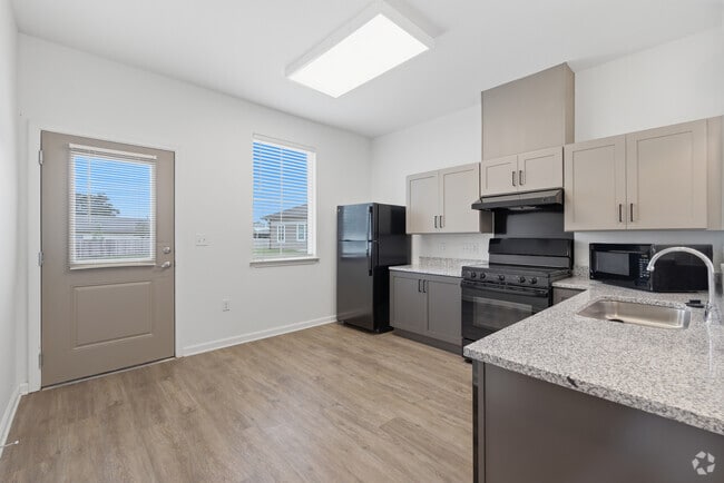 The Shell 1BR, 1BA - 825SF - Kitchen/Dining Room