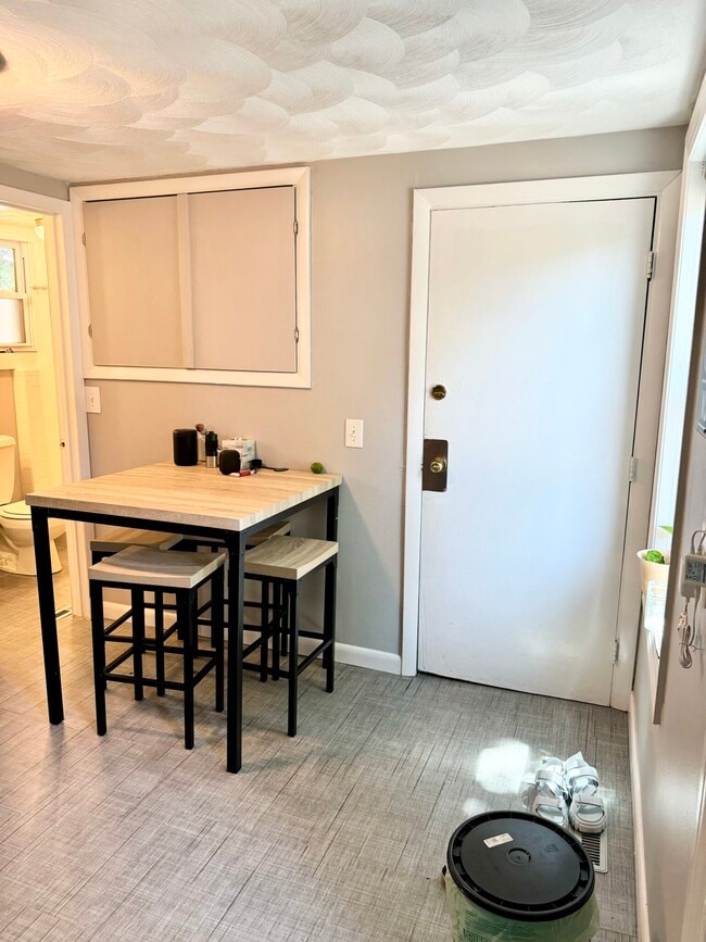 Photo - 27 Florence St Unit 1