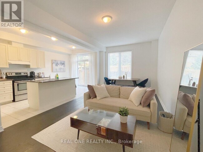 Photo - 90 Raymond Rd