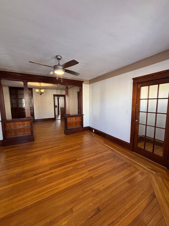 Photo - 580 Admiral St Unidad First Floor