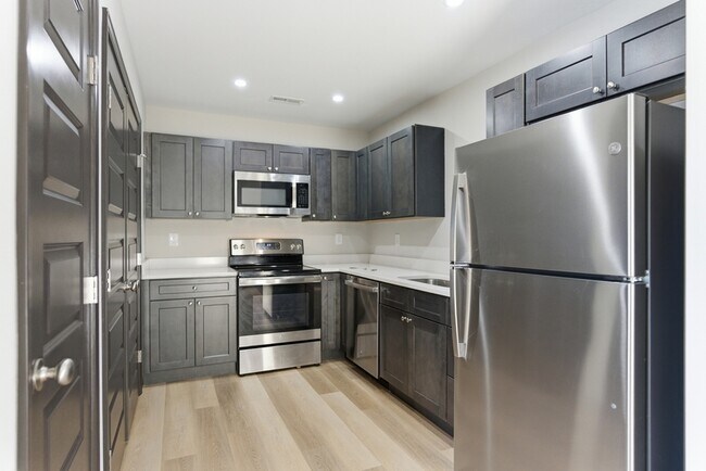 Photo - Delaney Way- 122