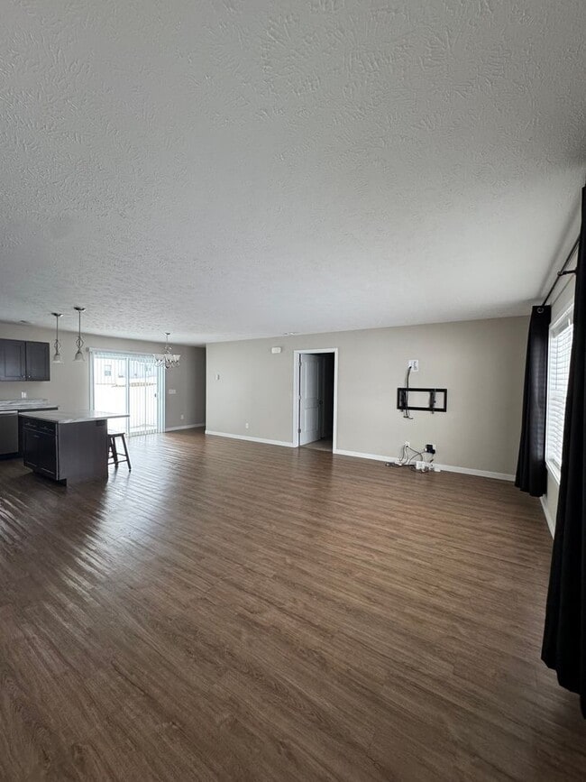 Photo - Modern Ranch Living in Heritage Estates