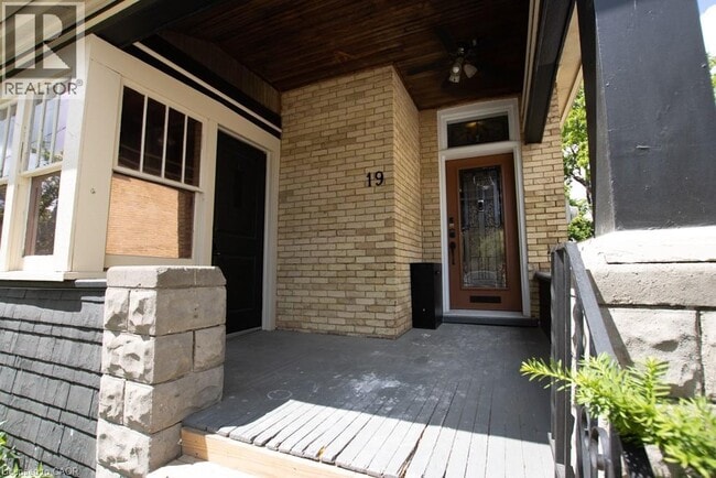 Photo - 19 Kitchener Ave Unité 1