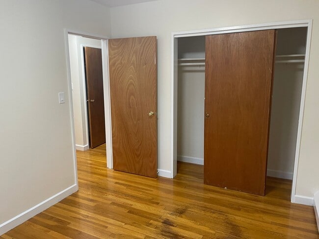 Photo - COOLIDGE CORNER Free month Rent, Noce reno...