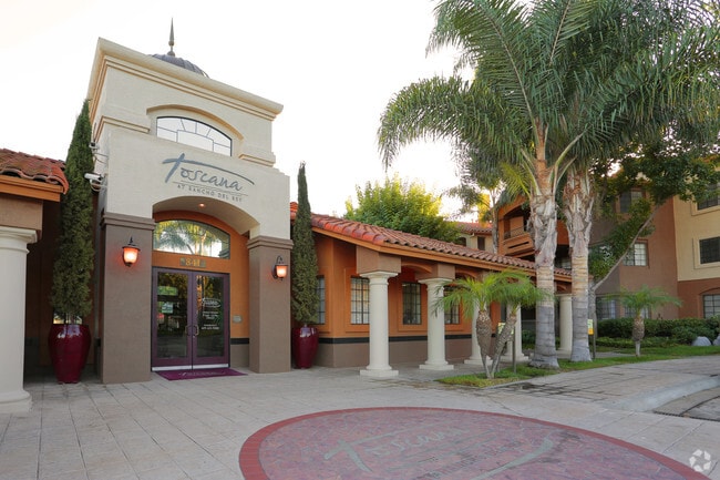 Building Photo - Toscana at Rancho Del Rey