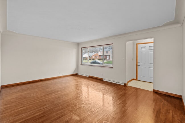 Photo - 5525 Sunnyside Dr