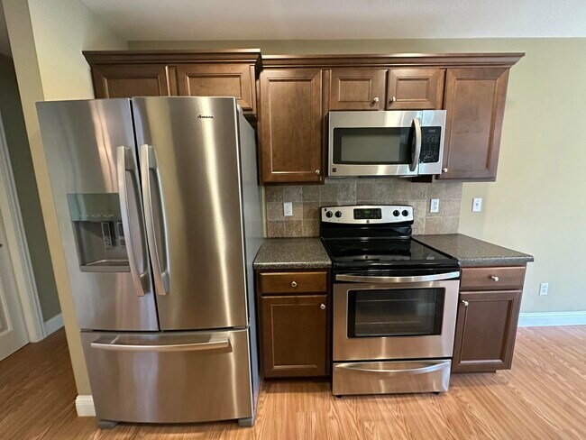 Photo - 4500 Weybridge Dr