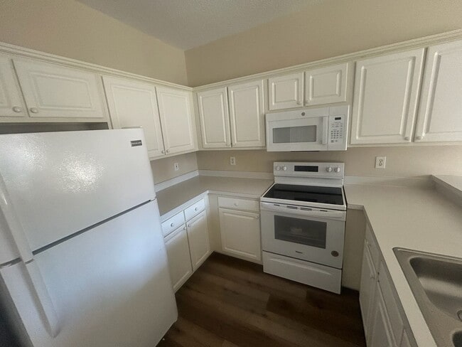Photo - 6308 Sweetwater Blvd