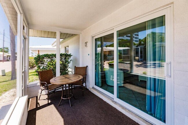 Photo - 6020 Midnight Pass Rd