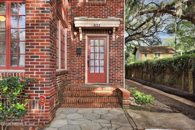 Photo - 3623 Hedrick St