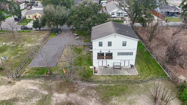 Photo - 1808 Tabor St