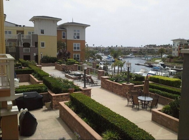 Building Photo - Seabridge Oxnard - 3 bedroom, 2 bath condo...