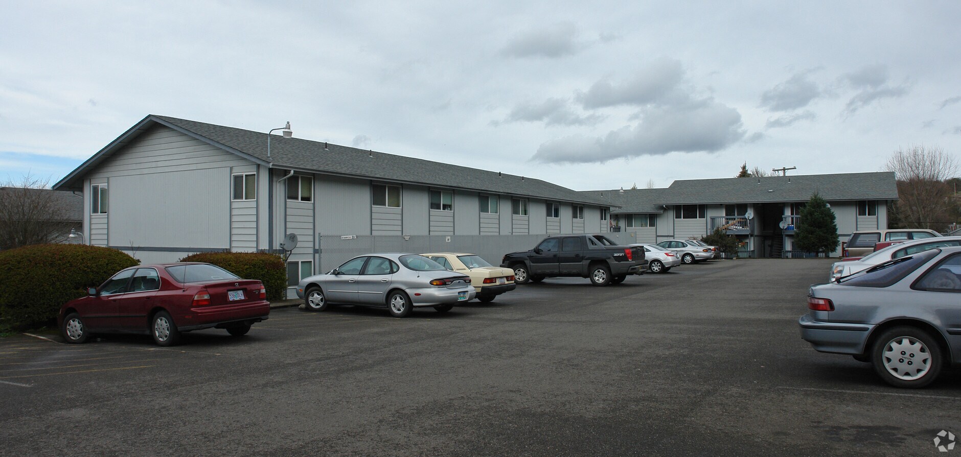 Highland Park Apartments - Highland Park Apartments