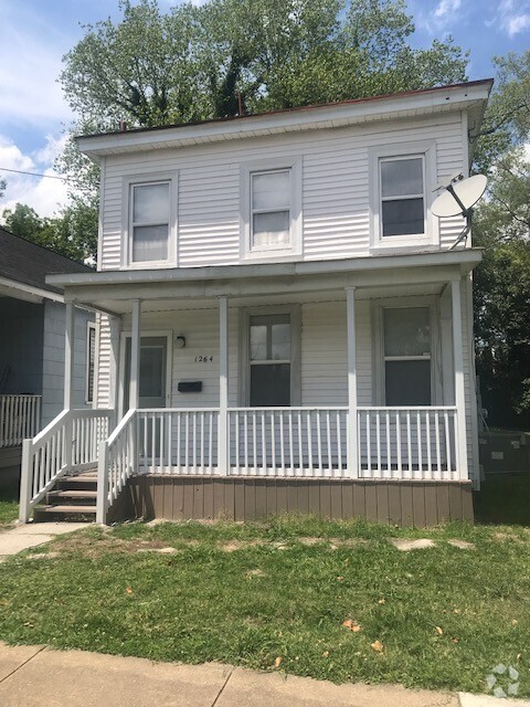 Building Photo - Updated 3 bedroom 2 bath near ODU Rental