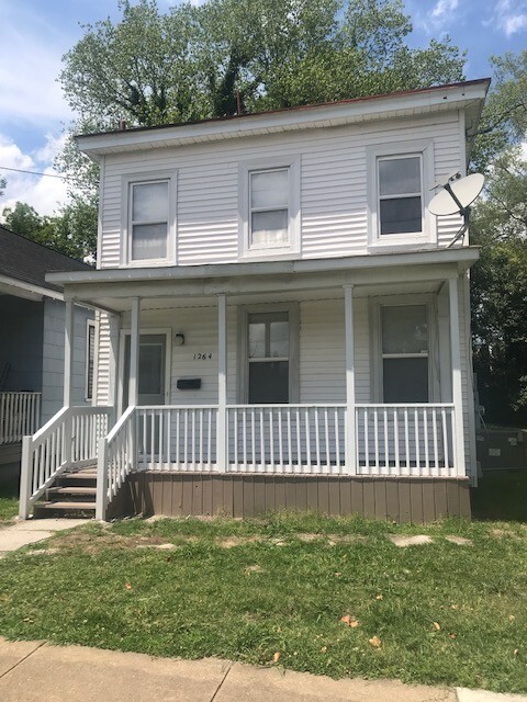 Updated 3 bedroom 2 bath near ODU - Updated 3 bedroom 2 bath near ODU House