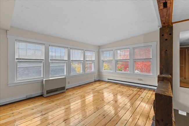 Photo - 114-116 South Champlain Street Unit APT 2